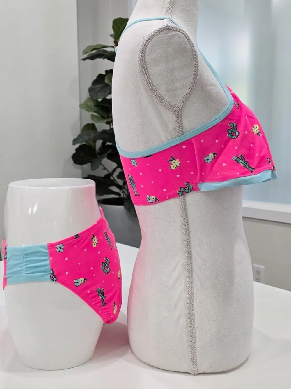 Justice ✦ Girls Racerback Tankini Ruched Bottoms Set ✦ Cactus Print Pink Blue 18